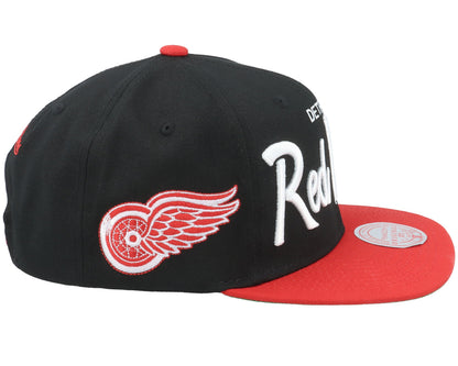 Mitchell & Ness Men's NHL Vintage Script Snapback Red Wings Snapback Caps