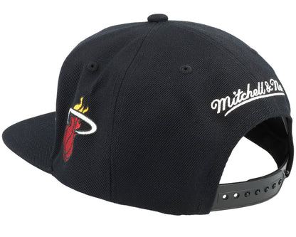 Mitchell & Ness Men's NBA Team Script 2.0 Snapback Heat Snapback Caps
