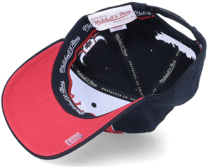 Mitchell & Ness Men's NBA Team Script 2.0 Stretch Snapback Bulls Snapback Caps