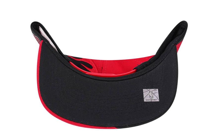 Men's Mitchell & Ness NBA Spiral Deadstock Snapback Hwc Heat - Red