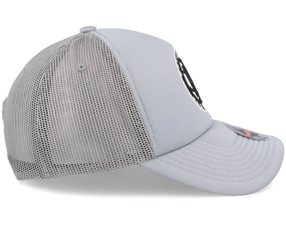 Mitchell & Ness Men's NBA Keep On Truckin Trucker Nets Hats