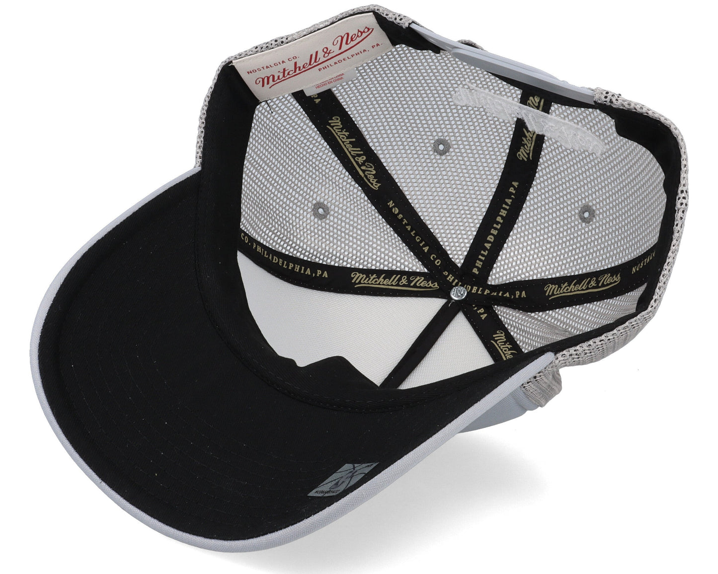 Mitchell & Ness Men's NBA Keep On Truckin Trucker Nets Hats