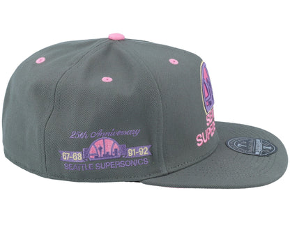 Mitchell & Ness Men's NBA Lavender Dreams Fitted Hwc Supersonics Fitted Caps
