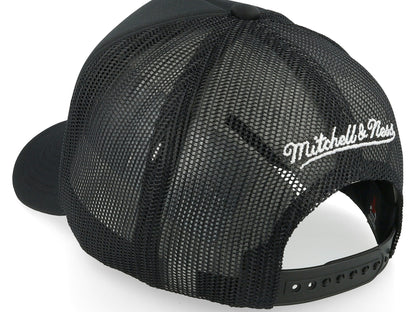 Mitchell & Ness Men's NBA Roygbiv Trucker Bulls Hats