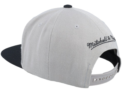 Mitchell & Ness Men's NBA Top Letter Snapback Celtics Snapback Caps