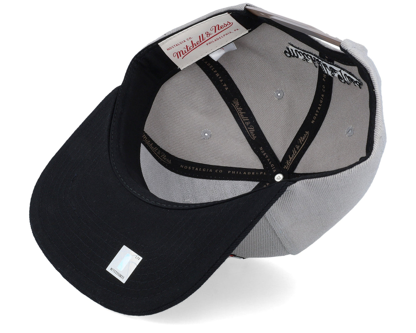 Mitchell & Ness Men's NBA Top Letter Snapback Bulls Snapback Caps