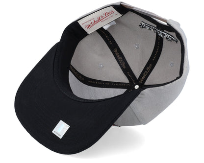 Mitchell & Ness Men's NBA Top Letter Snapback Bulls Snapback Caps