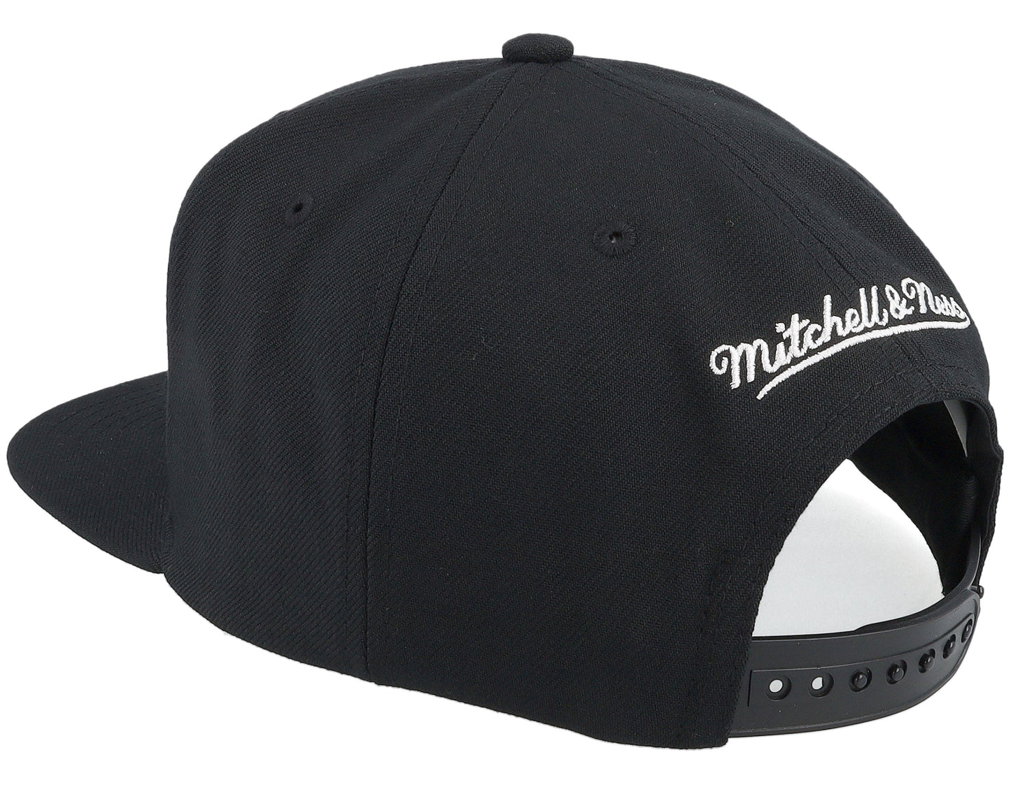 Men's Mitchell & Ness NBA Evergreen Black White Snapback Bulls