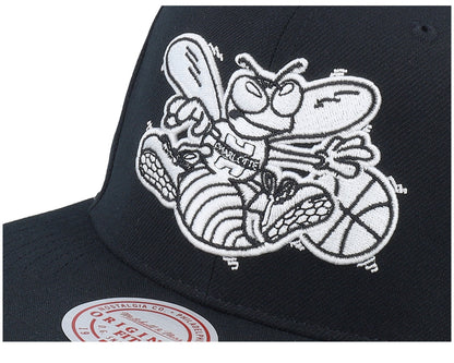 Mitchell & Ness Men's NBA Evergreen Black White Snapback Hwc Hornets Snapback Caps