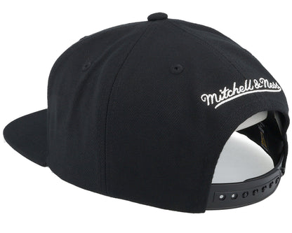 Mitchell & Ness Men's NHL Conference Patch Snapback Vntg Bruins Snapback Caps