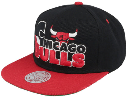 Mitchell & Ness Men's NBA Text Stack 1 Snapback Bulls Snapback Caps