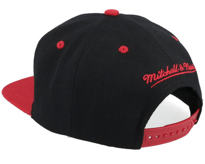 Mitchell & Ness Men's NBA Text Stack 1 Snapback Bulls Snapback Caps
