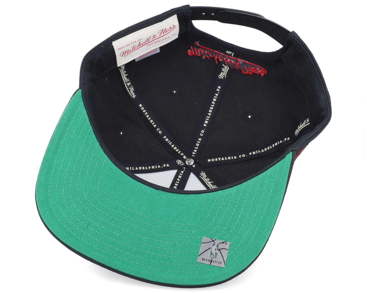 Men's Mitchell & Ness NBA Gshadow Snapback Bulls
