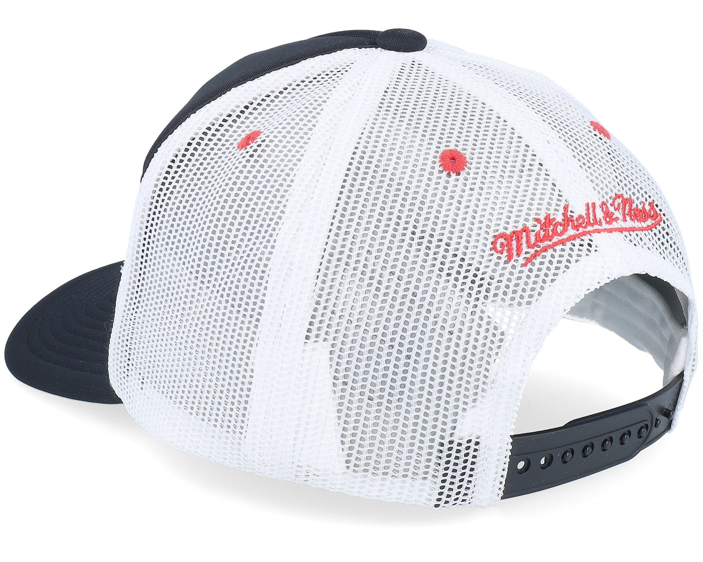 Men's Mitchell & Ness NBA Sideline Trucker Bulls