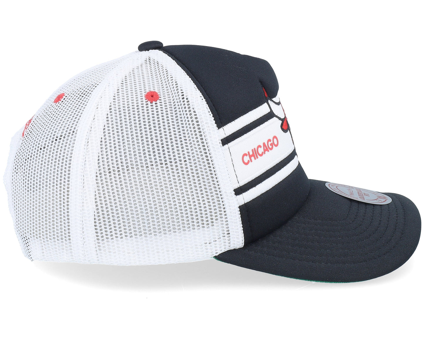 Men's Mitchell & Ness NBA Sideline Trucker Bulls