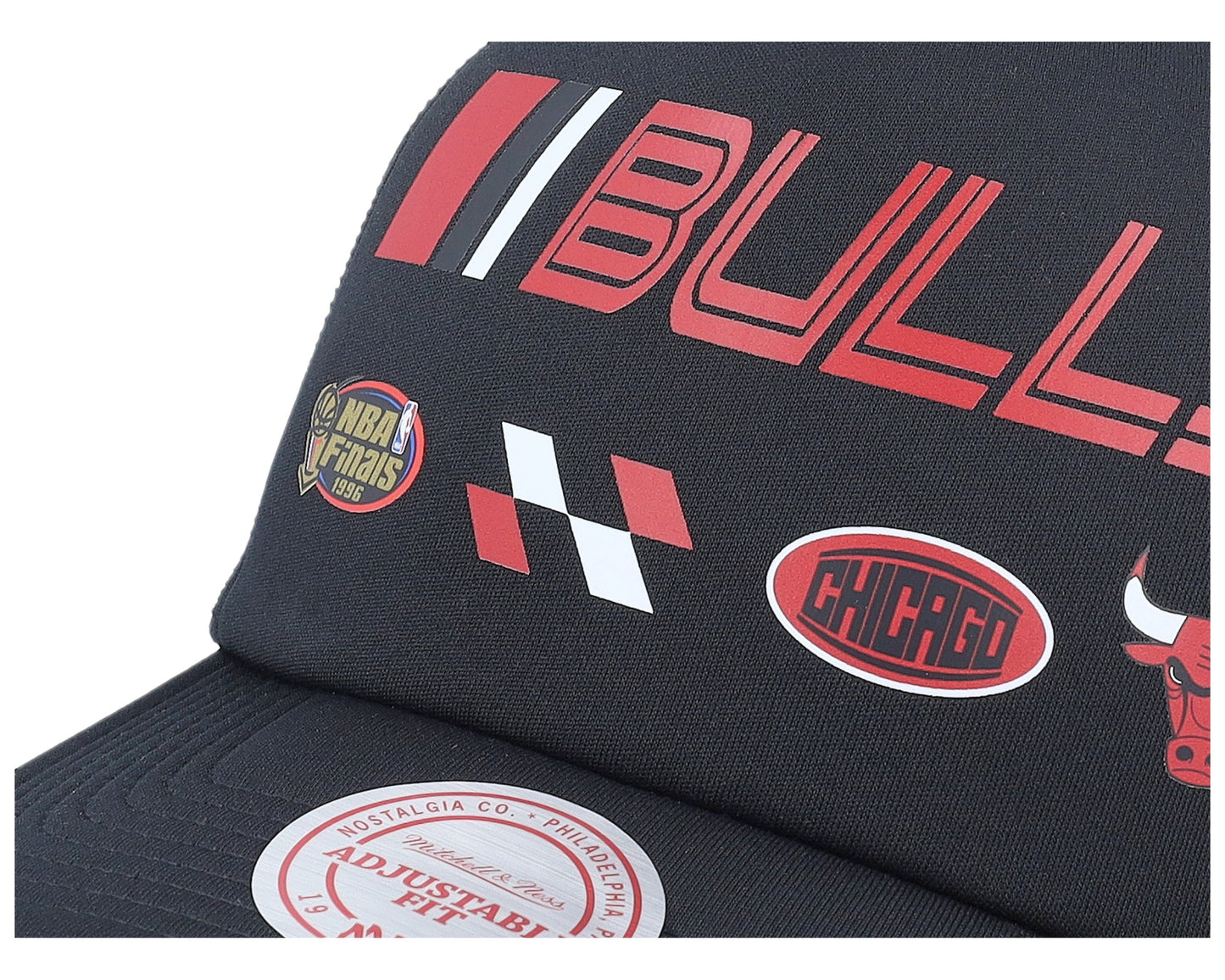 Men's Mitchell & Ness NBA Speedway Trucker Hwc Bulls