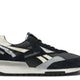 Cblack/Clawht/Pugry3