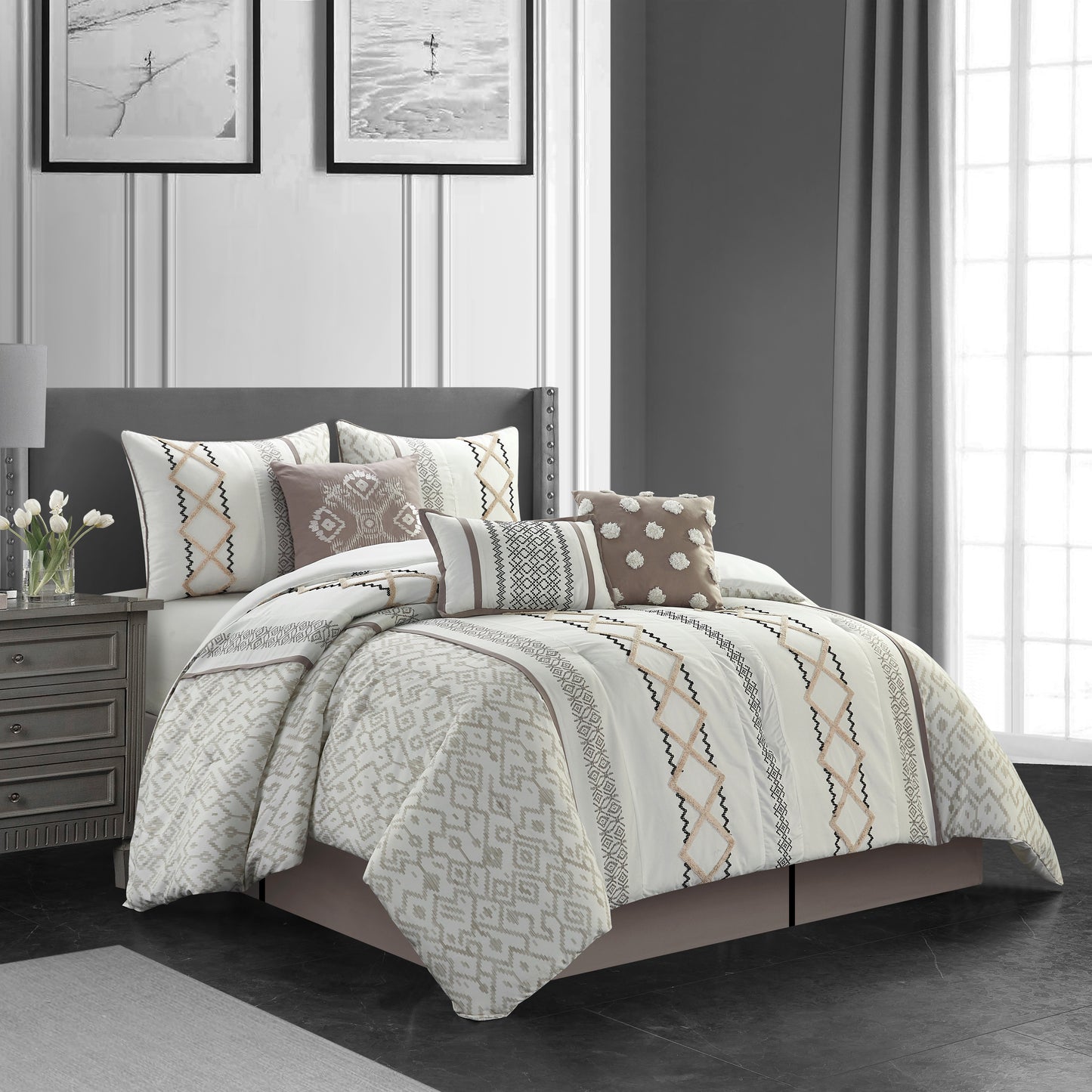 Taupe-