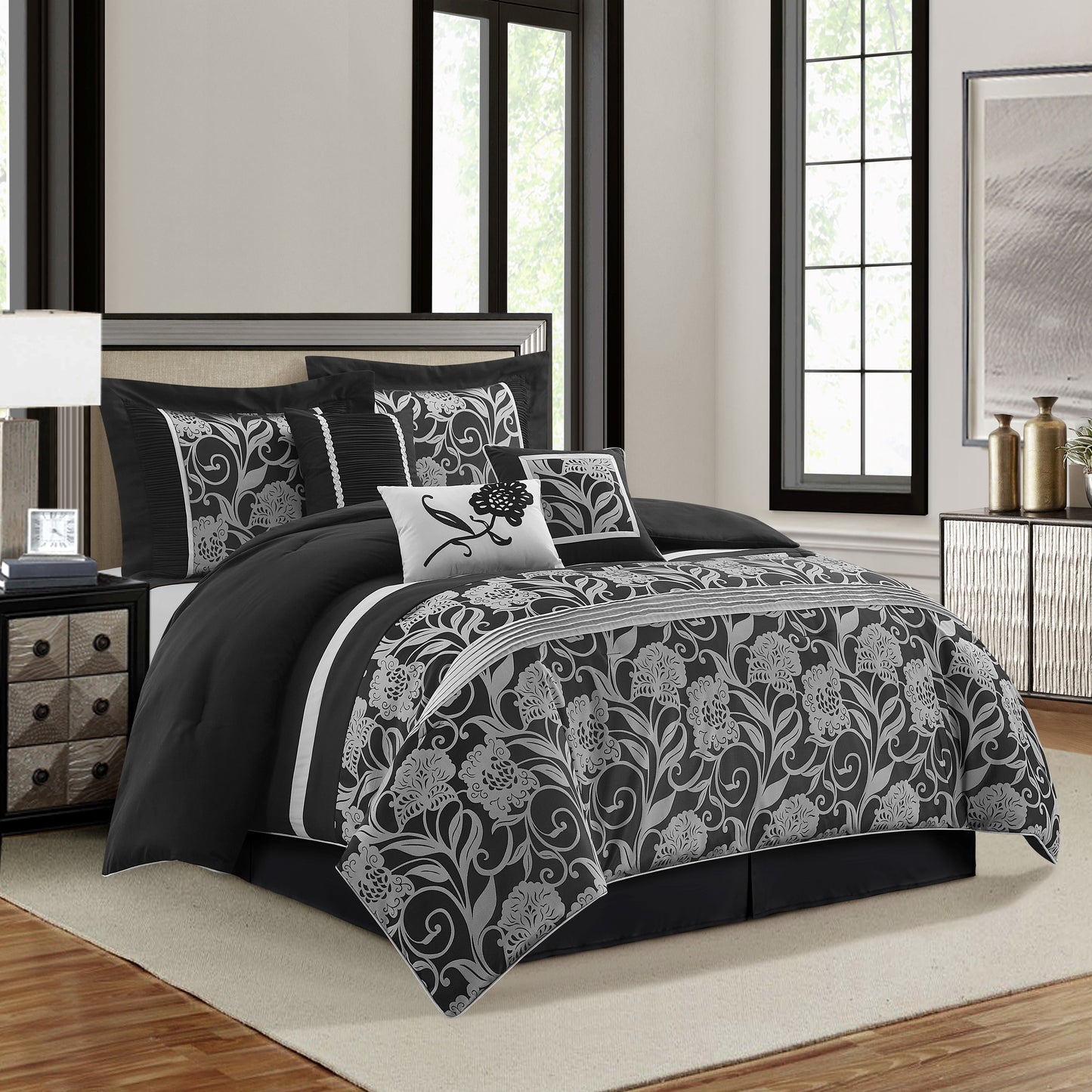 Black Silver-