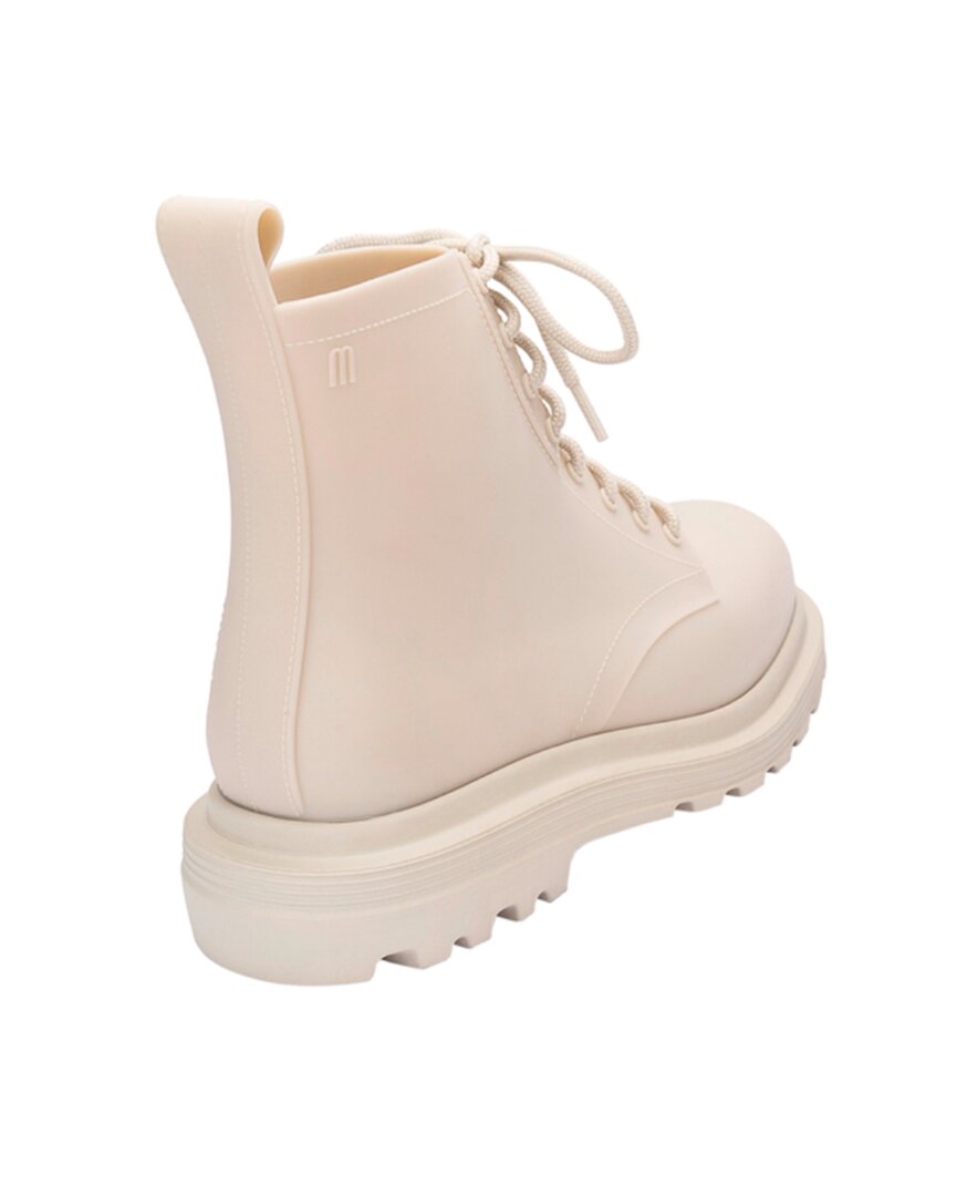 BEIGE-
