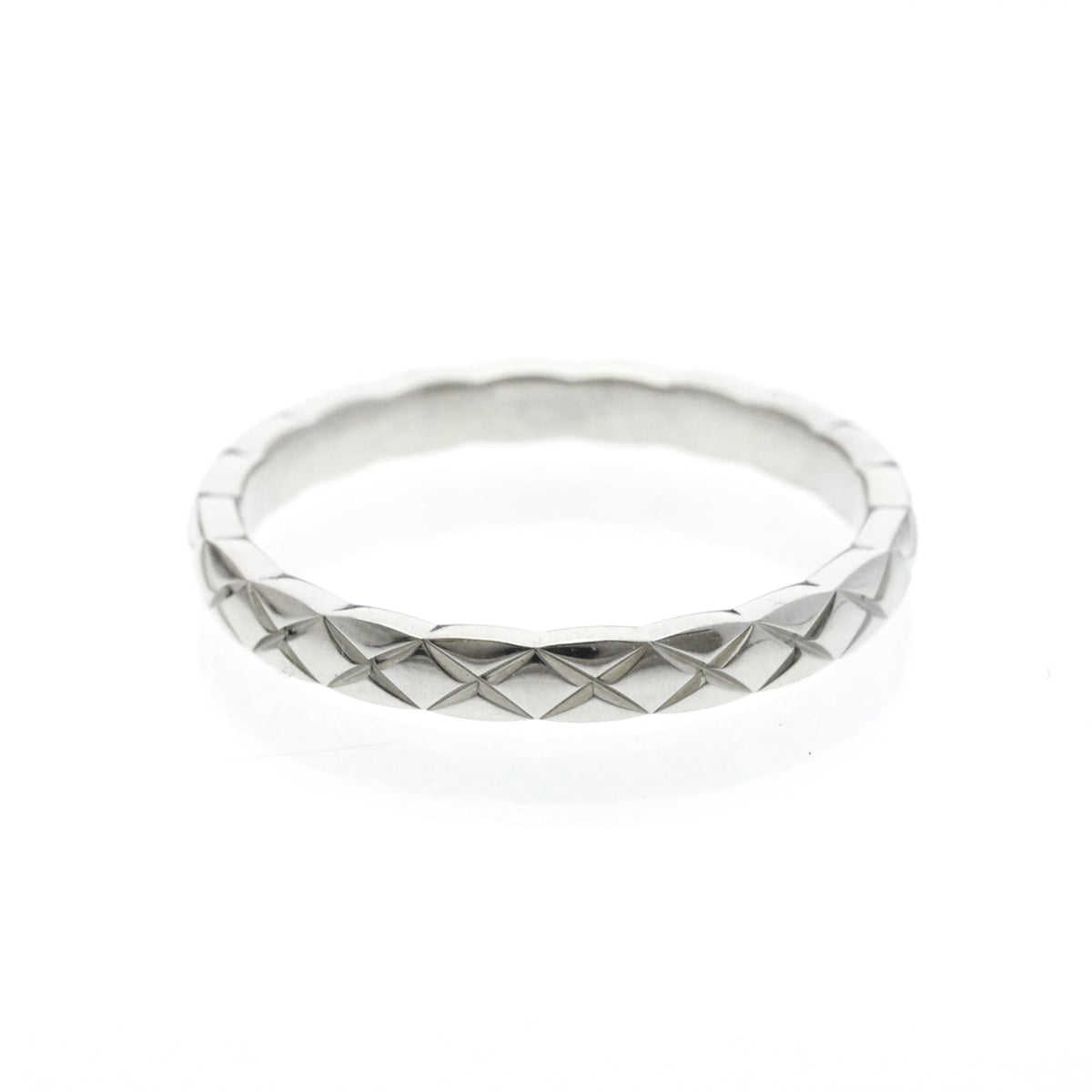 Chanel Coco Crush · Platinum