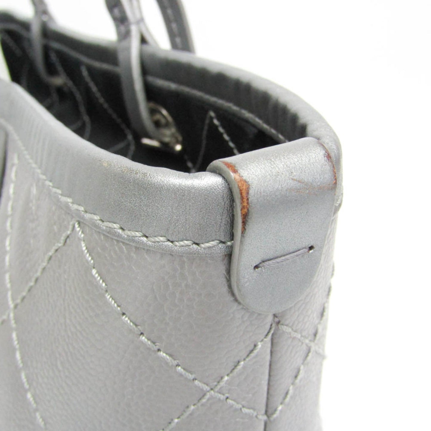 Chanel on the Road · Grained Calfskin