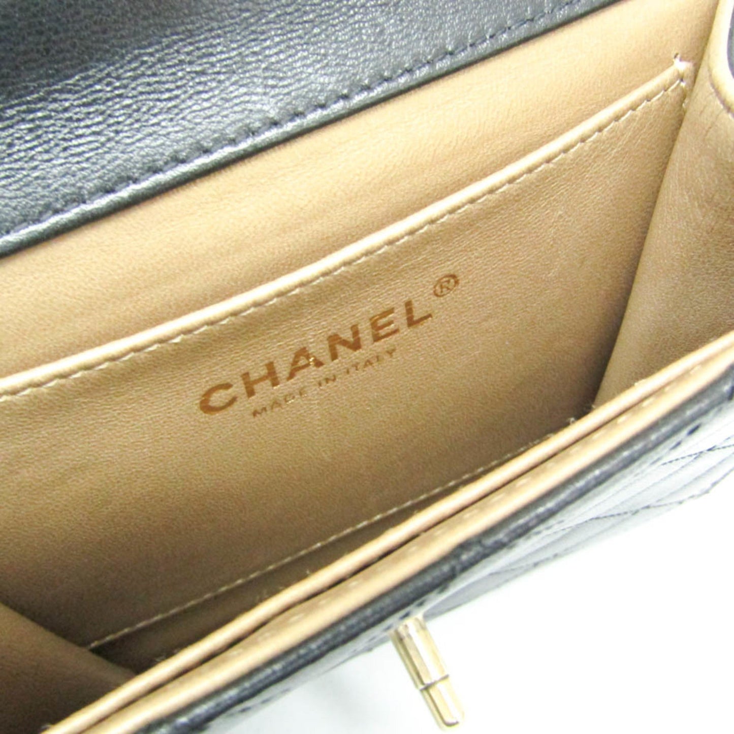 Chanel Matelassé · Lambskin · Pearl Chain