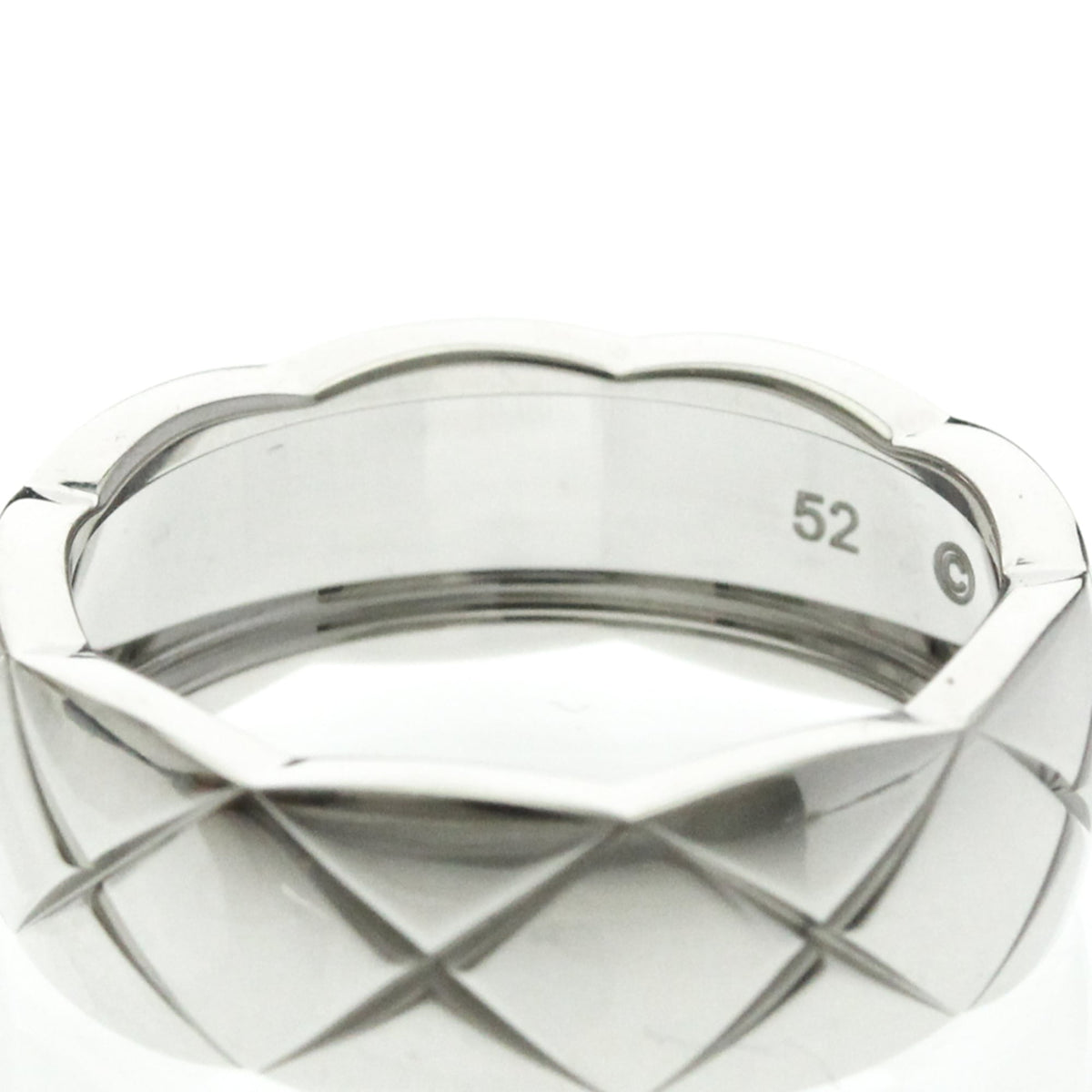 Chanel Coco Crush · 18K White Gold