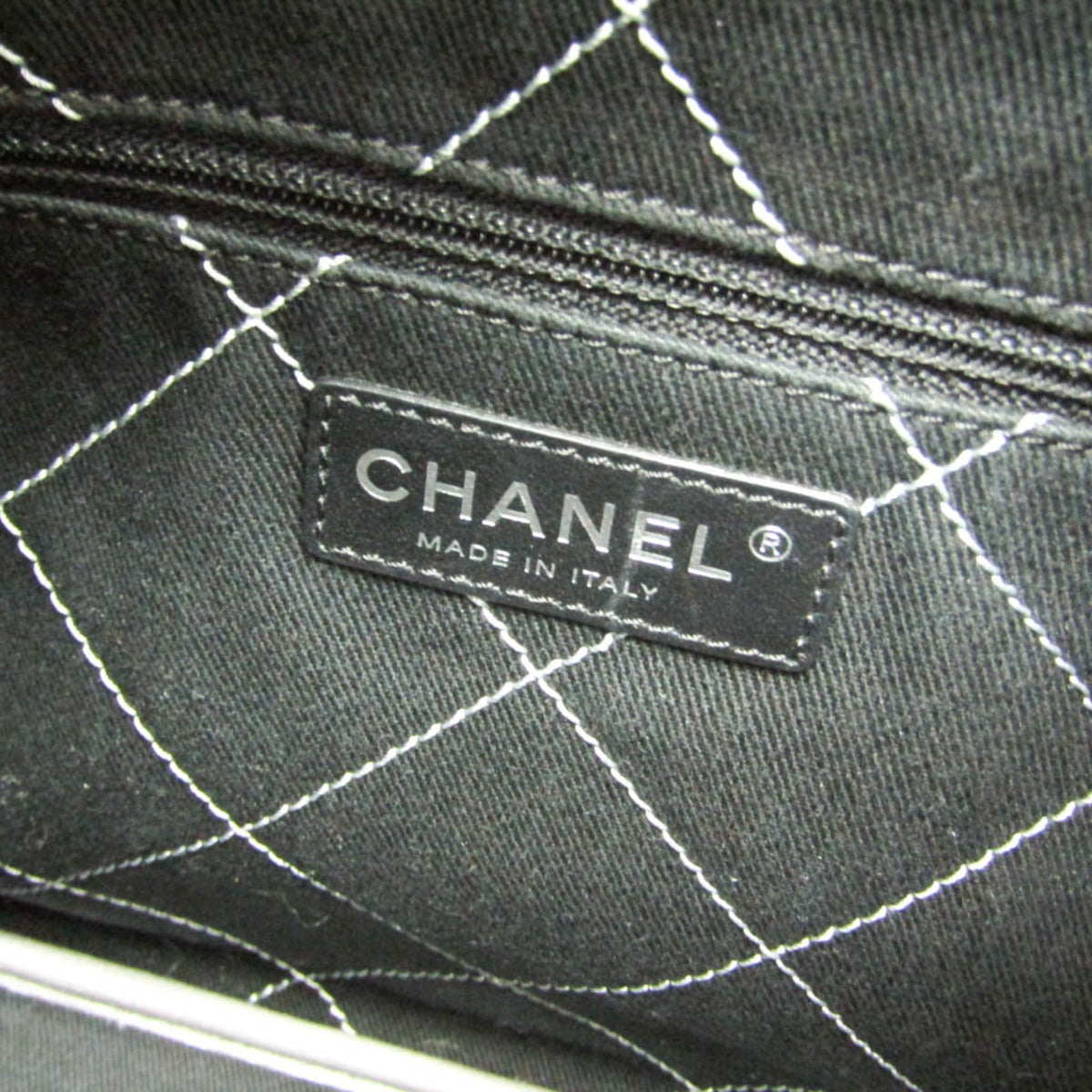 Chanel on the Road · Grained Calfskin