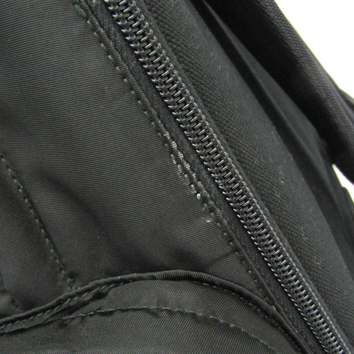 Prada Tessuto Montagna · Nylon