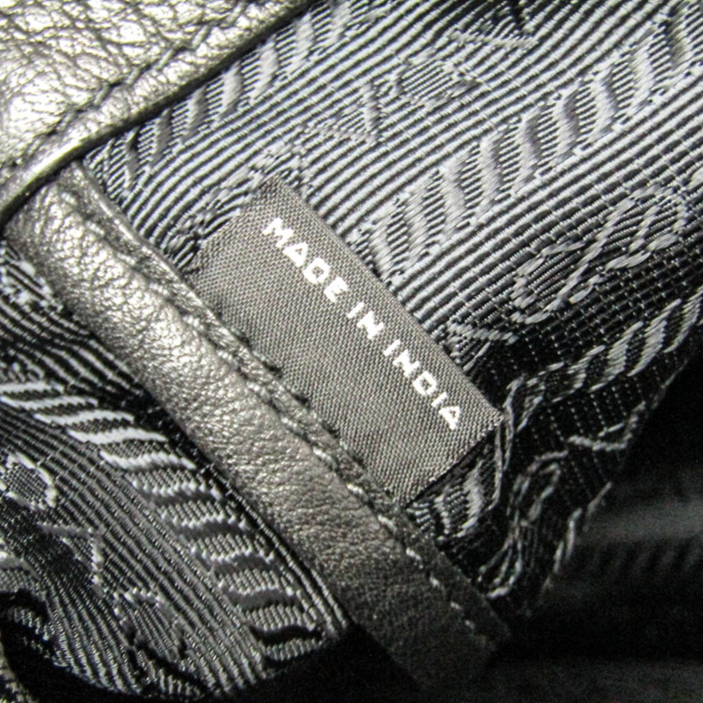 Prada Triangle Logo · Leather Tote