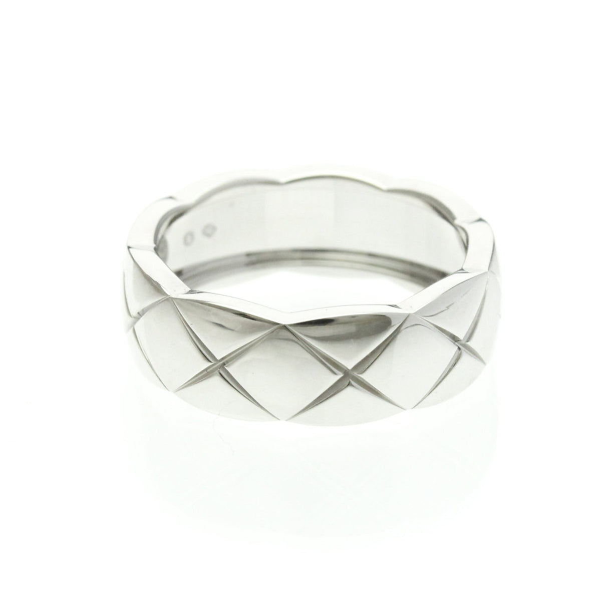 Chanel Coco Crush · 18K White Gold