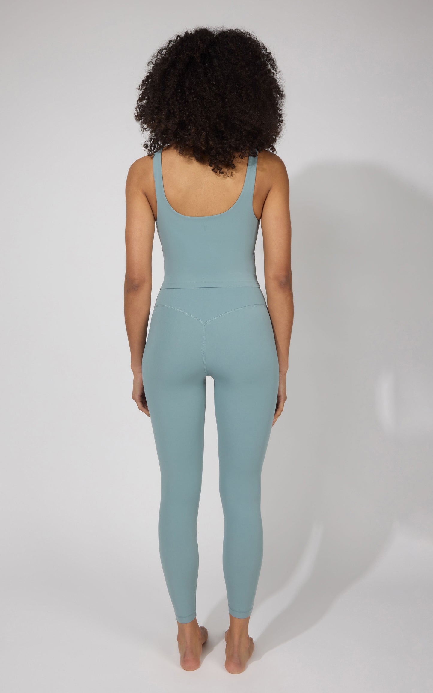 Everyday Serene Tank & Flexvi Ankle Tight Set