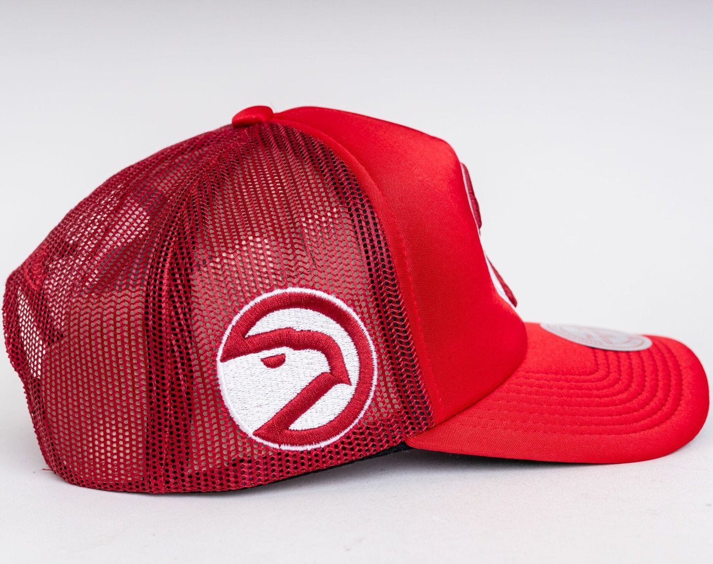 Men's Mitchell & Ness NBA Logo Remix Trucker Snapback Hwc Hawks - Red