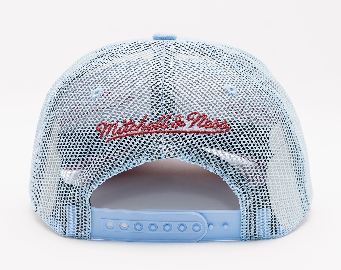 Men's Mitchell & Ness NBA Keep On Truckin Trucker Bulls - Light Blue
