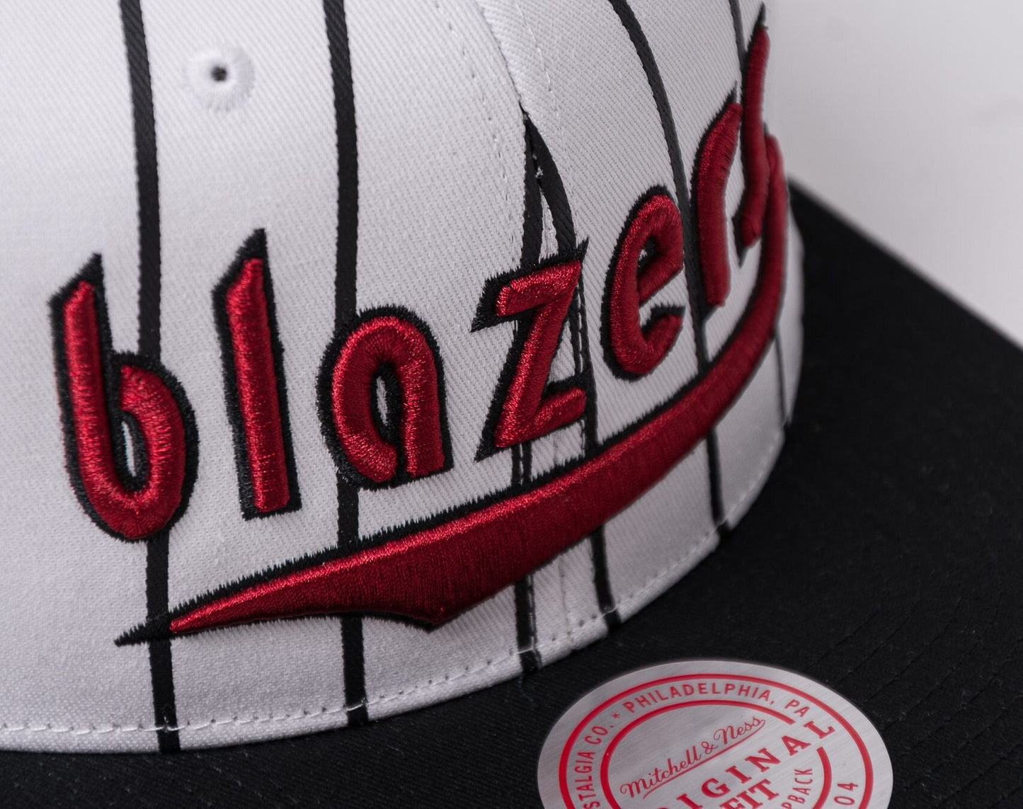 Men's Mitchell & Ness NBA Retro Pinstripe Snapback Hwc Trail Blazers