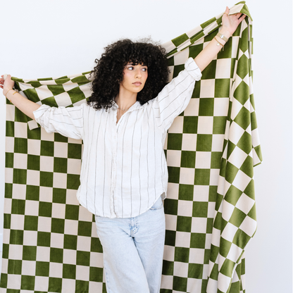 MINKY STRETCH THROW BLANKETS