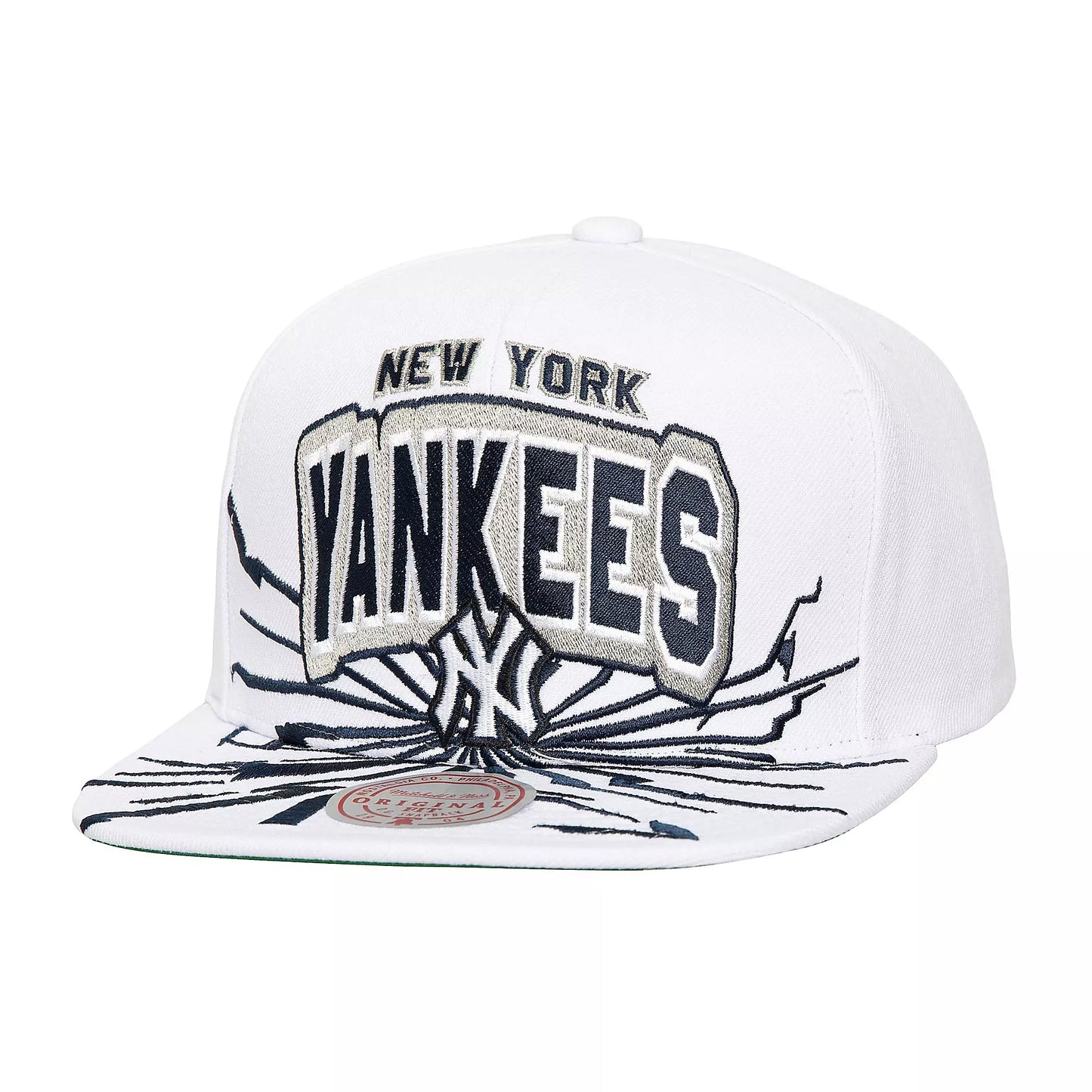 Men's Mitchell & Ness MLB Aftershock Snapback Yankees