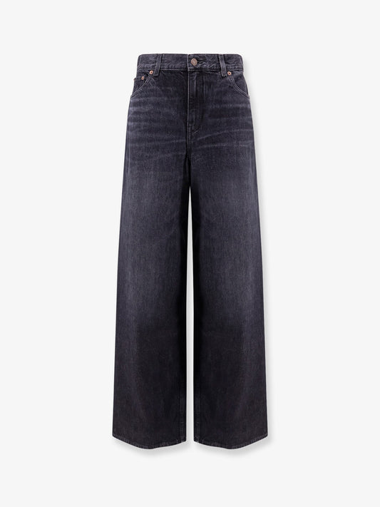 Jeans With Iconic Leather Logo Tag