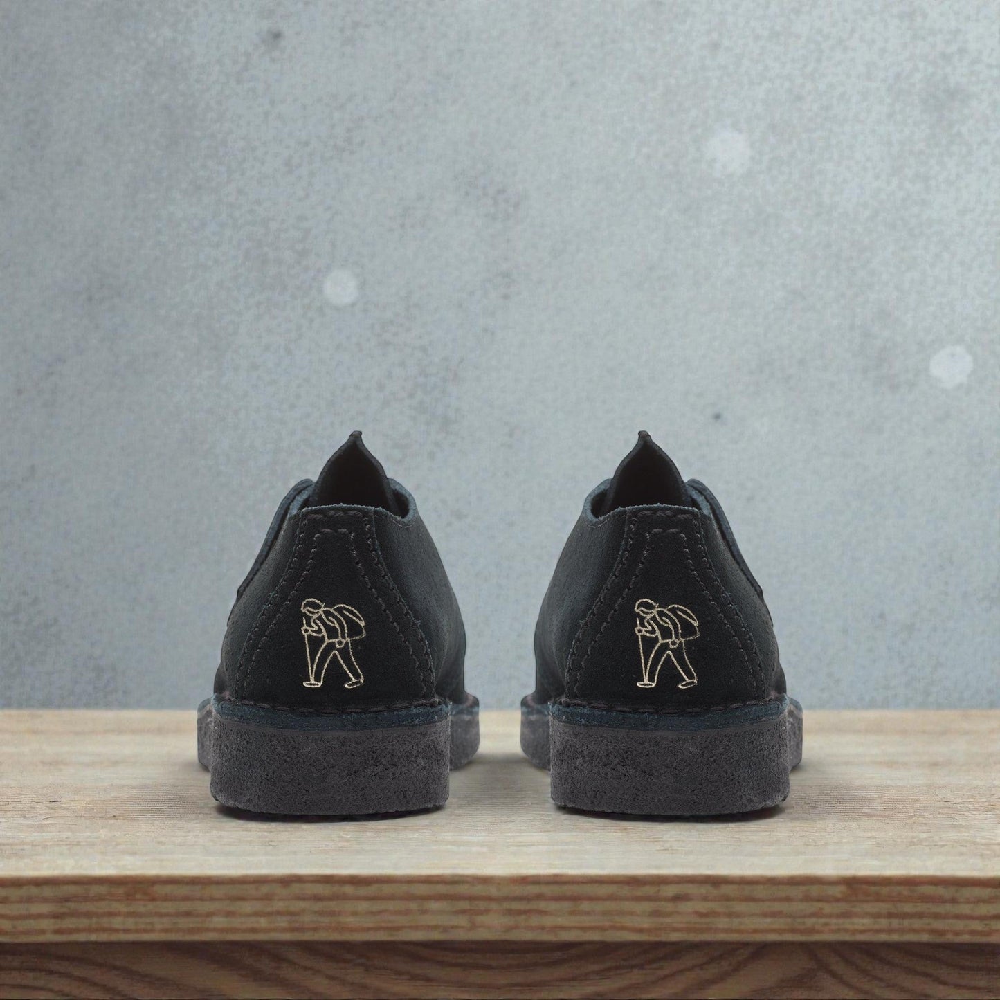 Clarks Women's Desert Trek Slip On Shoes