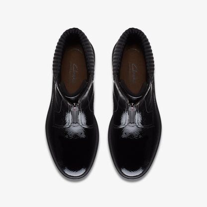 Clarks Women's Calla Zip Booties