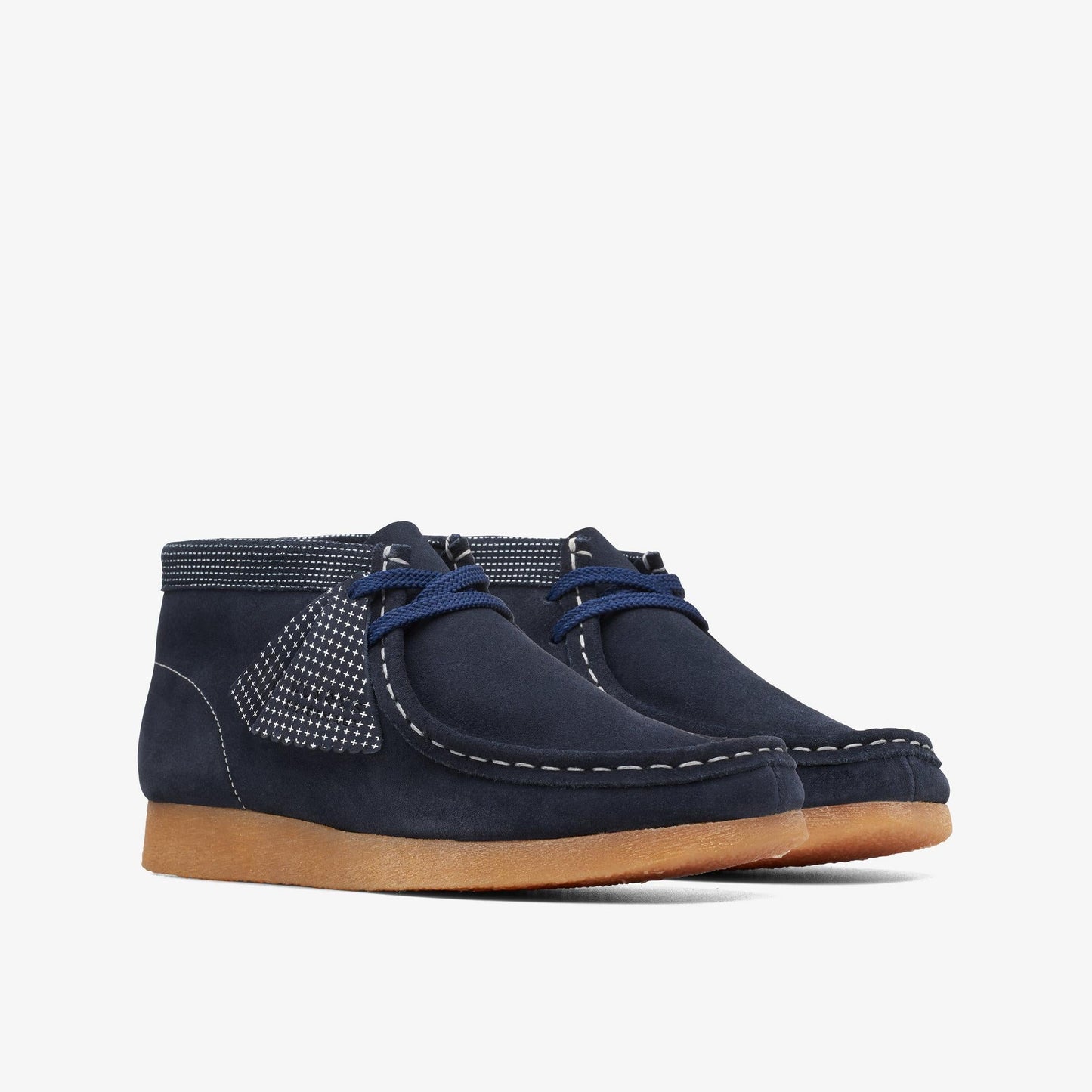 Clarks Youth Wallabeebooto Wide Width Shoes