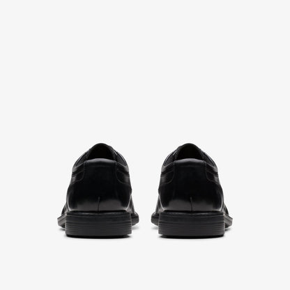 [26170832] Mens Clarks Ipswich Apron Ii