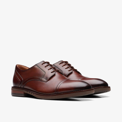 [26172837] Mens Clarks Un Hugh Cap