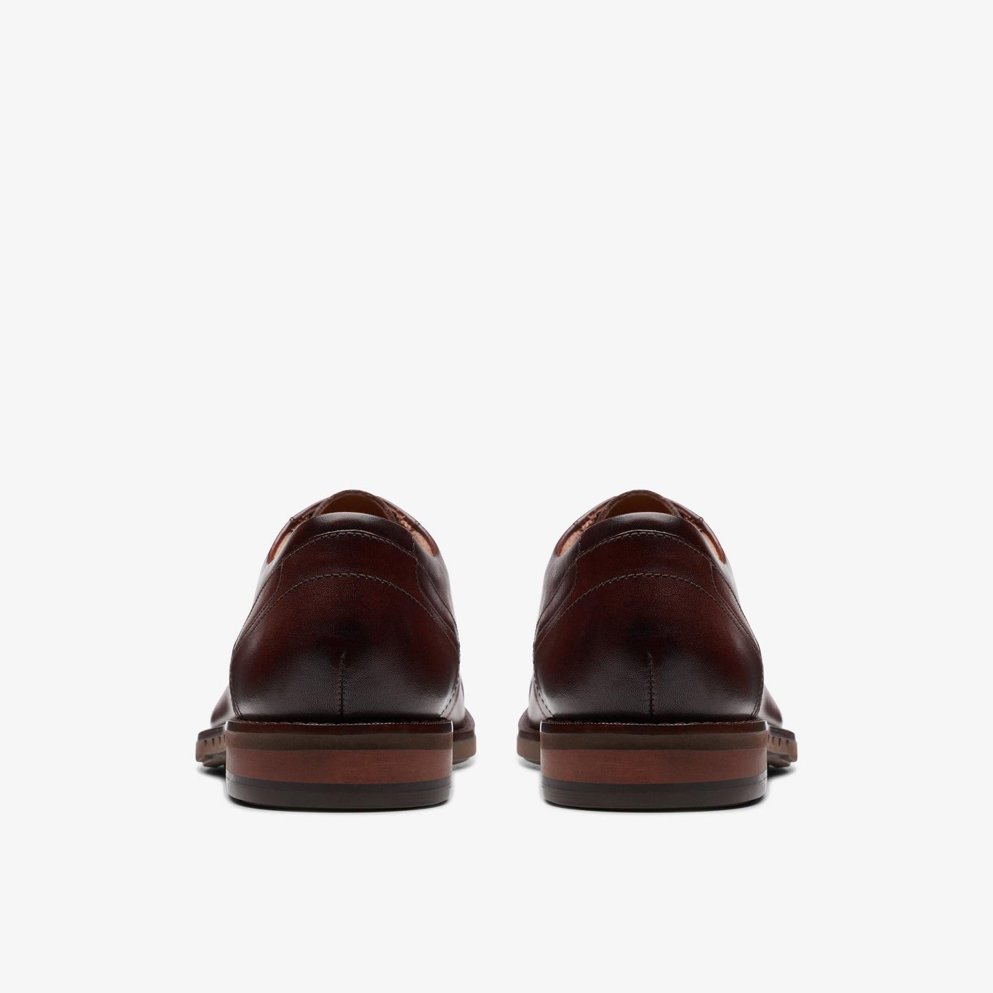 [26172837] Mens Clarks Un Hugh Cap