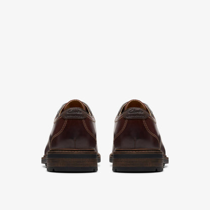 [26174653] Mens Clarks Un Shire Low