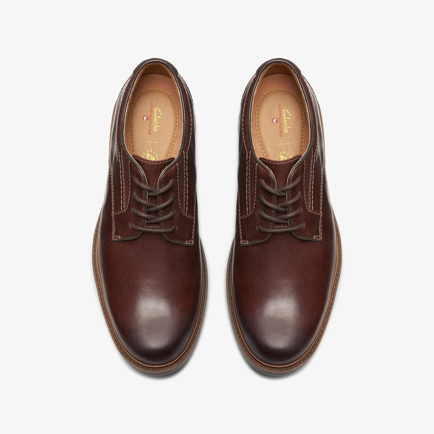 [26174653] Mens Clarks Un Shire Low