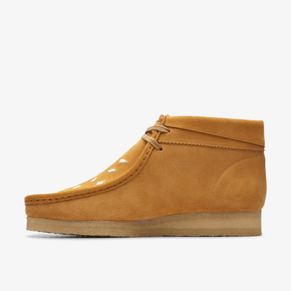 [26175940] Mens Clarks Wallabee Boot 'vandythepink Burger'
