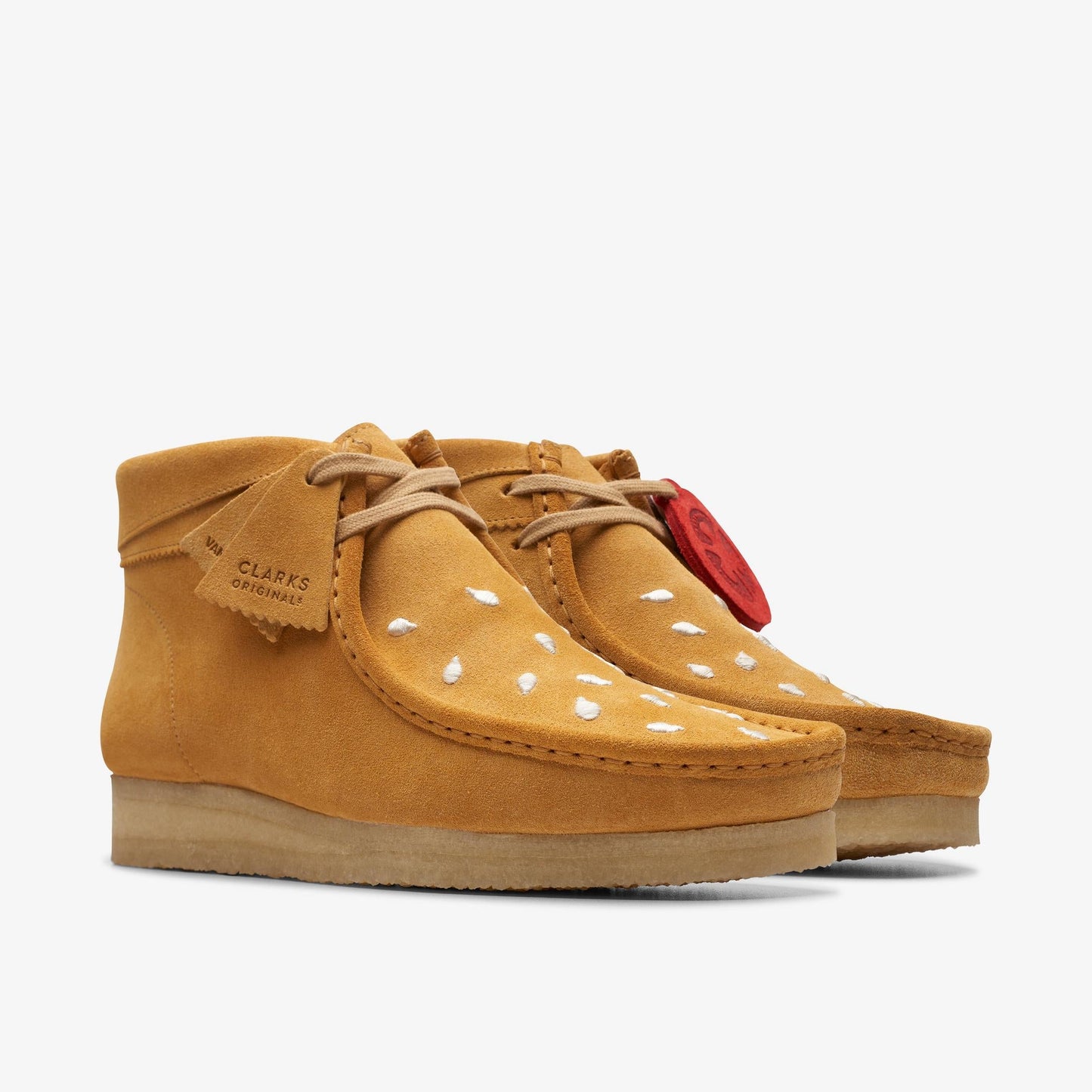 [26175940] Mens Clarks Wallabee Boot 'vandythepink Burger'