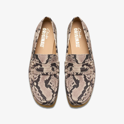 Clarks Women's Wallabee Loafer Slip On Shoes